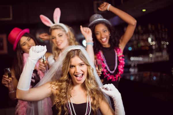 Milwaukee Bachelorette Party Bus Service